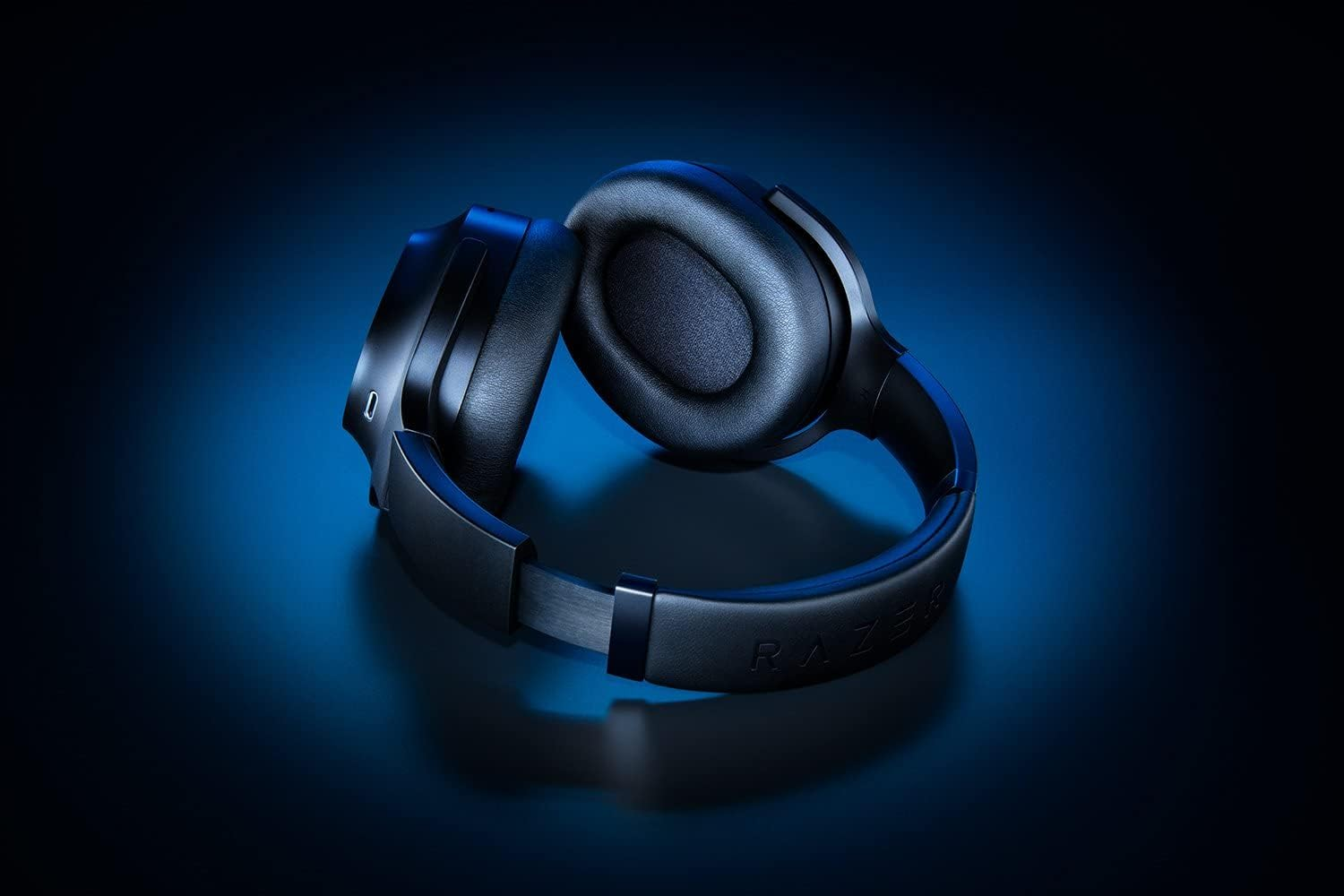Razer Barracuda Pro Wireless & BT Hybrid ANC Gaming Headset