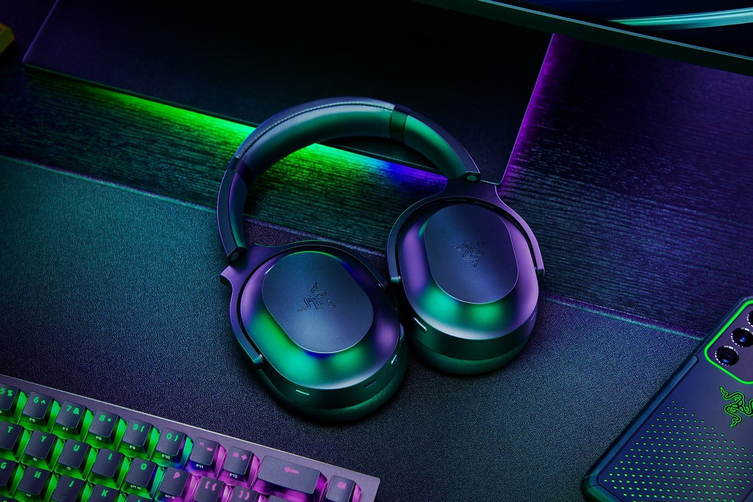 Razer Barracuda Pro Wireless & BT Hybrid ANC Gaming Headset