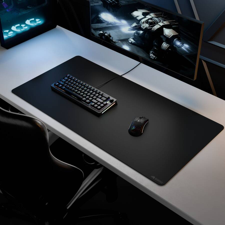 Glorious Edgeless XXL Mouse Pad (460mm x 915mm) - Black