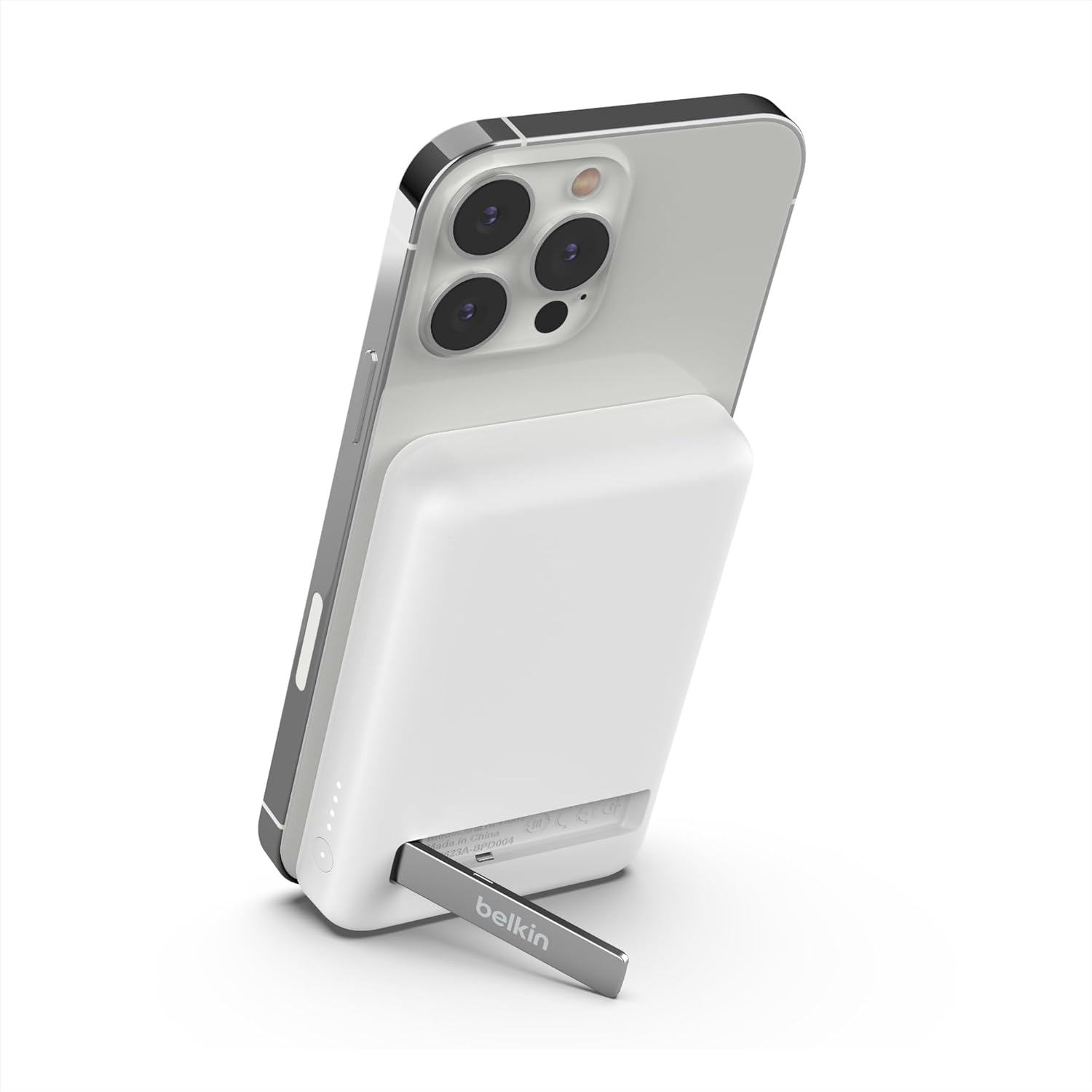 Belkin Magnetic Wireless Power Bank 5K with Stand - White Belkin Magnetic Wireless Power Bank 5K with Stand - White