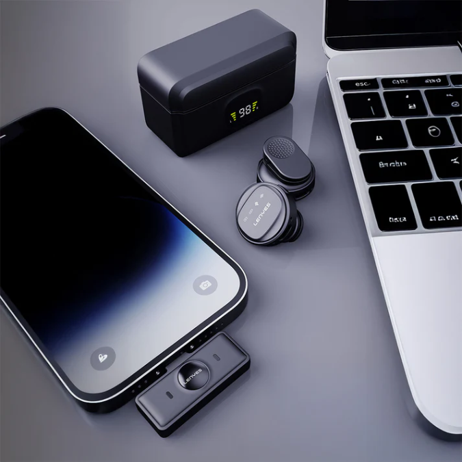 LENYES LM204-TC Wireless Lavalier Microphone with Type-C Charging Port and Intelligent Noise Cancellation